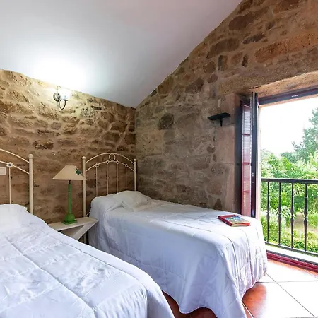 Casa Dos Pazos, Praechtiges Galicisches Steinhaus Holiday home Brion